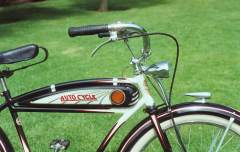 1938 Schwinn Autocycle BU 3.jpg