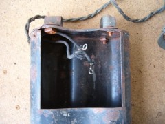 Double Battery Can and Light 4.jpg
