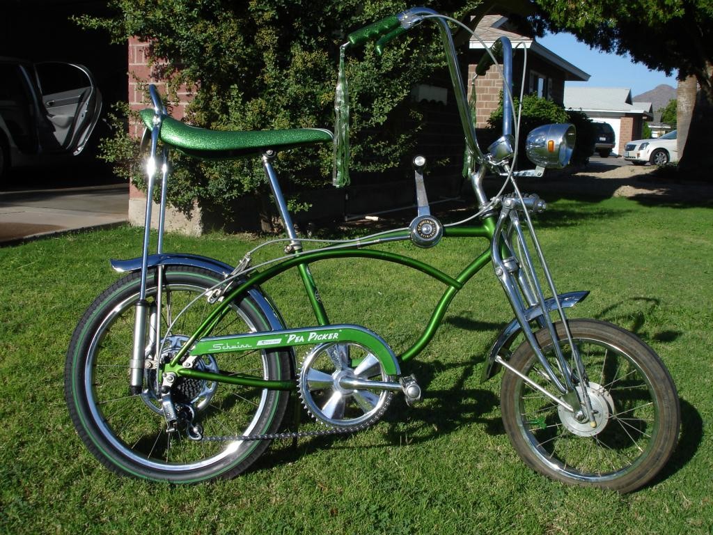 three wheeled bicycle with basket